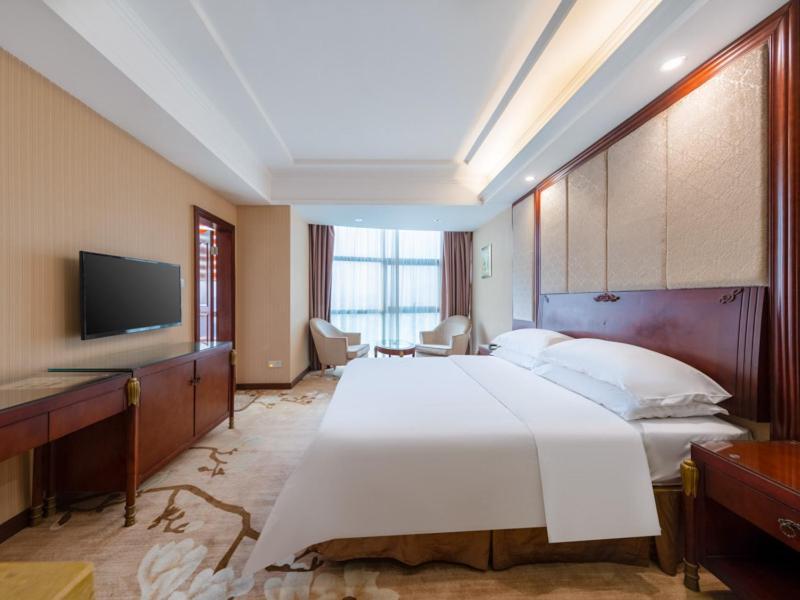 Vienna Hotel Shenzhen Songgang Shajiang Road Exterior photo
