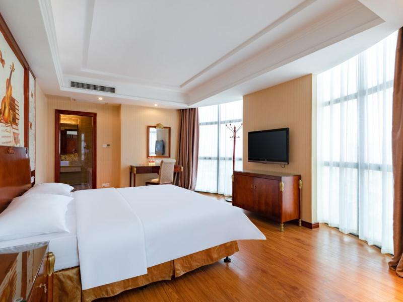 Vienna Hotel Shenzhen Songgang Shajiang Road Exterior photo