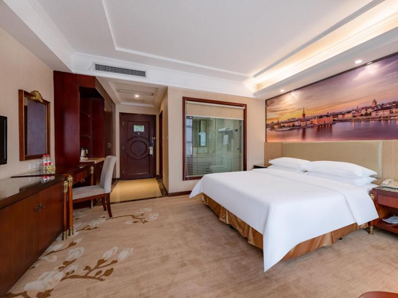 Vienna Hotel Shenzhen Songgang Shajiang Road Exterior photo