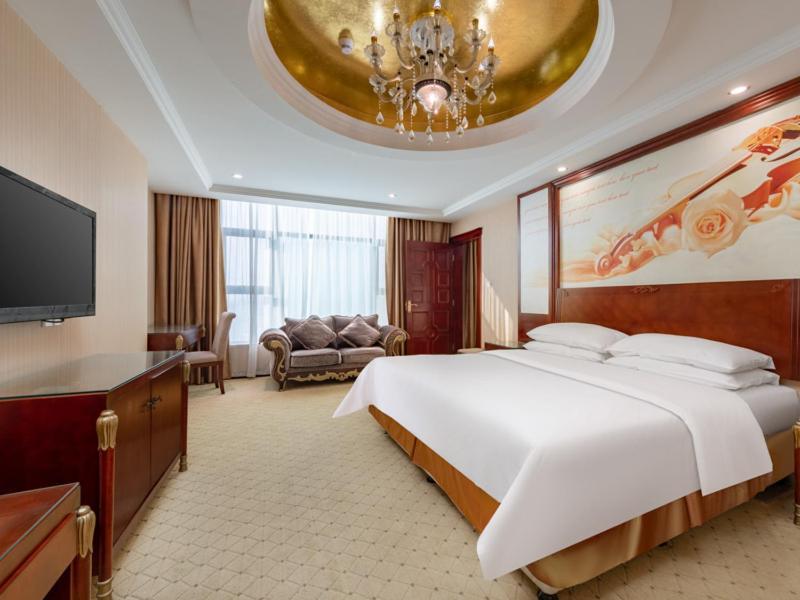 Vienna Hotel Shenzhen Songgang Shajiang Road Exterior photo