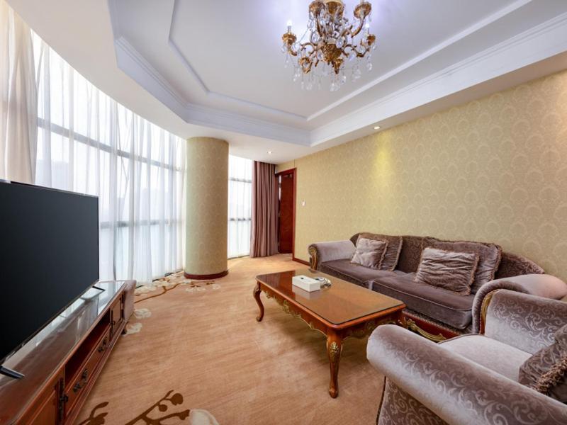 Vienna Hotel Shenzhen Songgang Shajiang Road Exterior photo